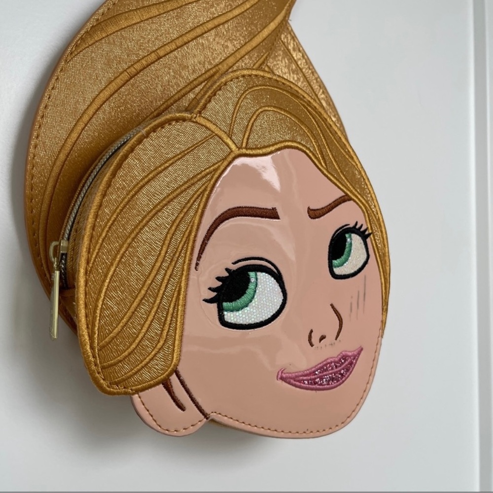 (Never Been Worn) Danielle Nicole Disney’s Rapunzel Crossbody Handbag